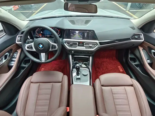 BMW 3 Series — Фото автомобиля 13