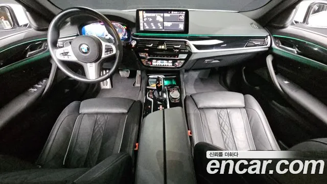 BMW 5-Series — Фото автомобиля 7
