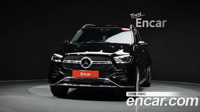 Mercedes-Benz GLE-Class — Фото автомобиля 3