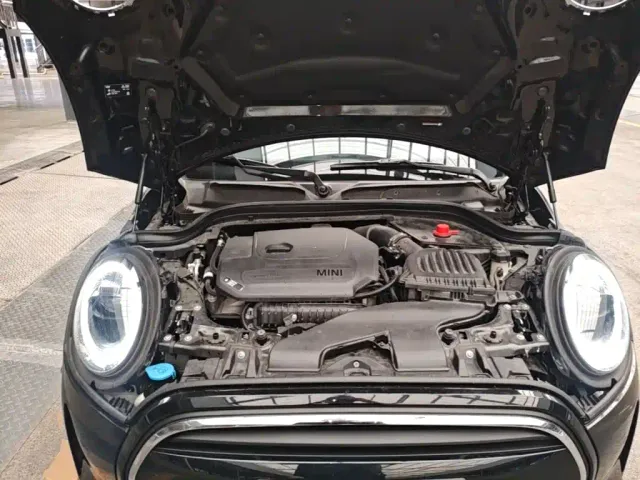 MINI Hatch — Фото автомобиля 19