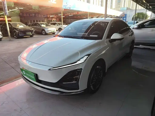 Фотография автомобиля — Wuling Starlight