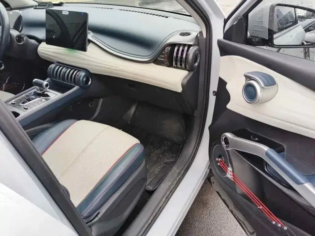 BYD Yuan PLUS — Фото автомобиля 13