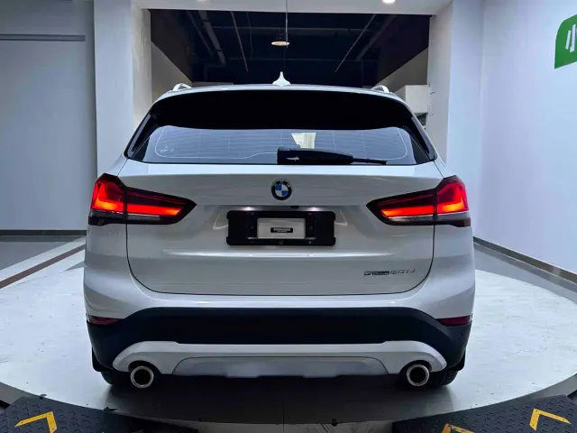 BMW X1 — Фото автомобиля 6