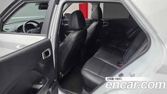 Hyundai Venue Venue 1.6 Premium — Фото автомобиля 11