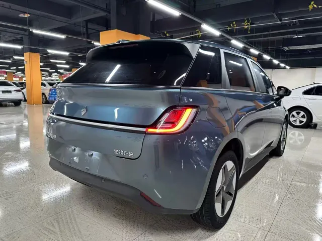 Baojun Cloud — Фото автомобиля 13