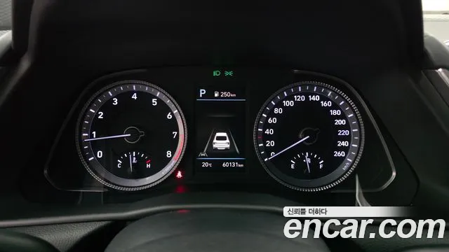 Hyundai Sonata — Фото автомобиля 11
