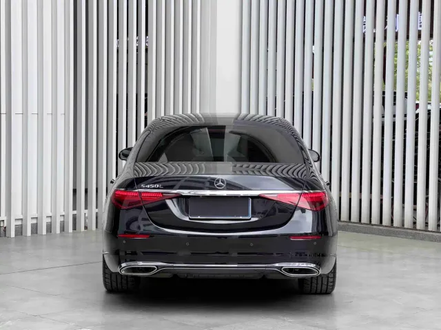 Mercedes-Benz S-Class — Фото автомобиля 5