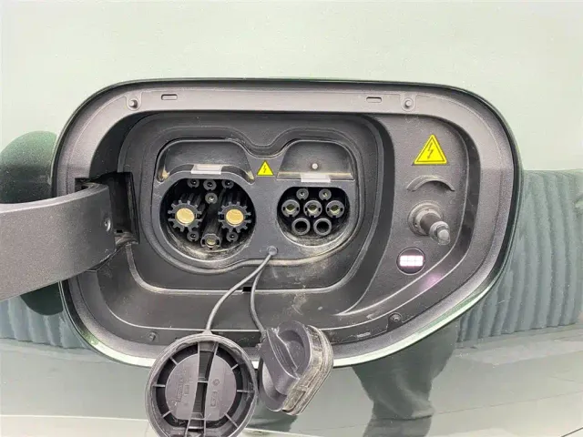 Geely Galaxy Xingyao 8 — Фото автомобиля 24