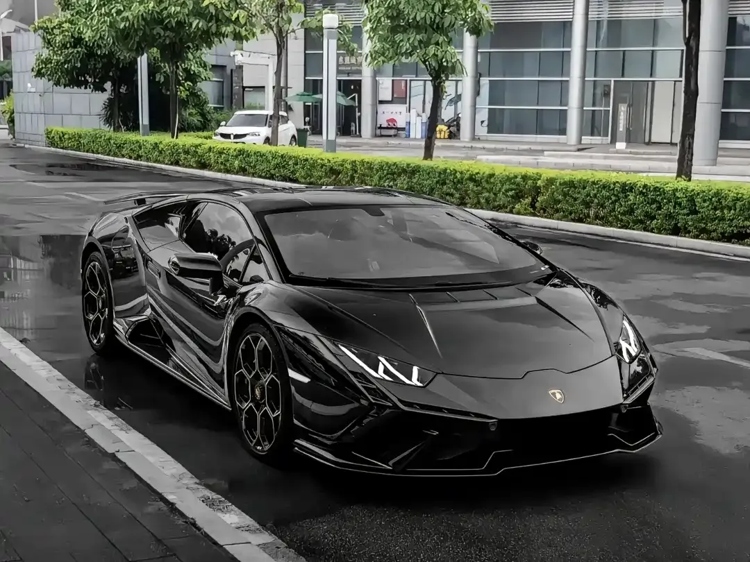 Lamborghini Huracán 2023 Huracán Tecnica — Фото автомобиля 2