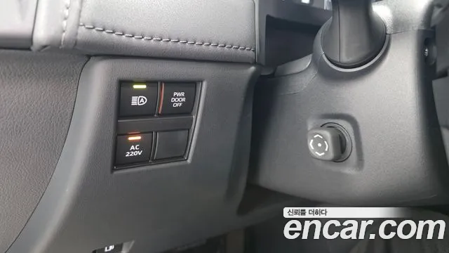Toyota Alphard — Фото автомобиля 26