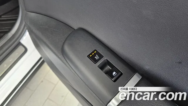 Hyundai Grandeur GN7 — Фото автомобиля 18