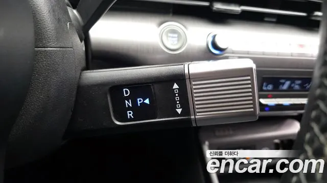 Hyundai Kona — Фото автомобиля 12