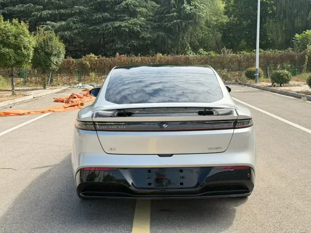 Dongfeng eπ 007 — Фото автомобиля 5