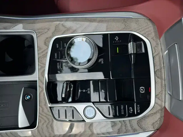 BMW X5 — Фото автомобиля 5
