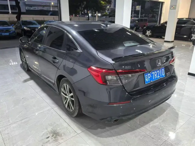 Honda Civic — Фото автомобиля 5