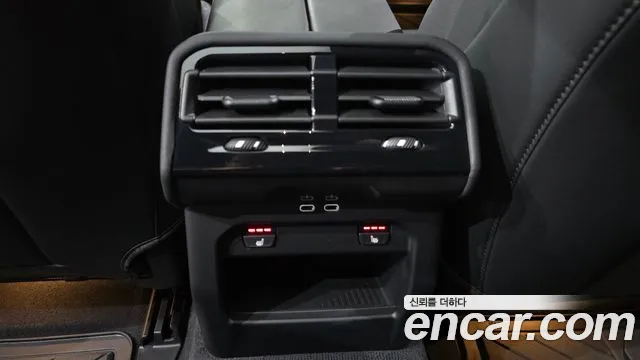 BMW 5 Series G60 — Фото автомобиля 29