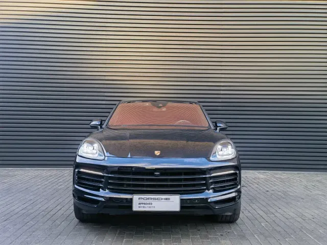 Porsche Cayenne — Фото автомобиля 2