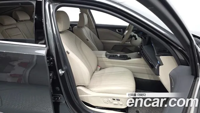 Kia K8 The New K8 2.5 Бензин 2WD — Фото автомобиля 25