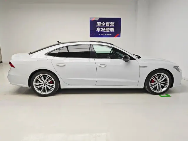 Audi A7L — Фото автомобиля 7