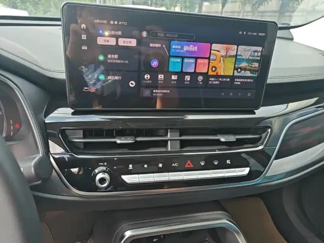 Haval H6 — Фото автомобиля 12