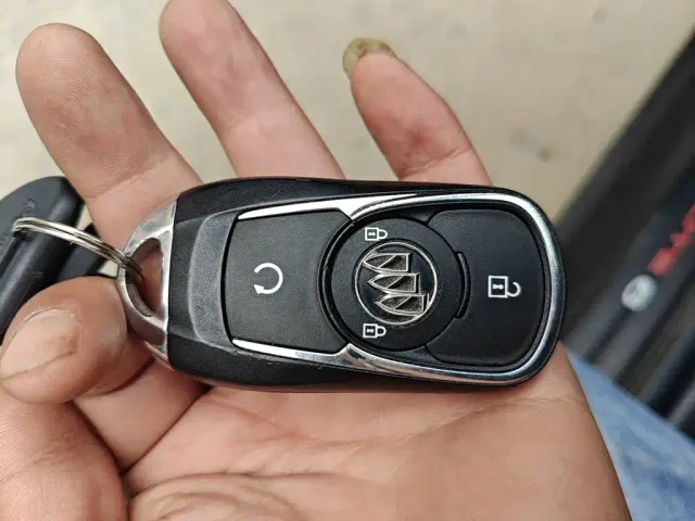 Buick Velite 6 — Фото автомобиля 9