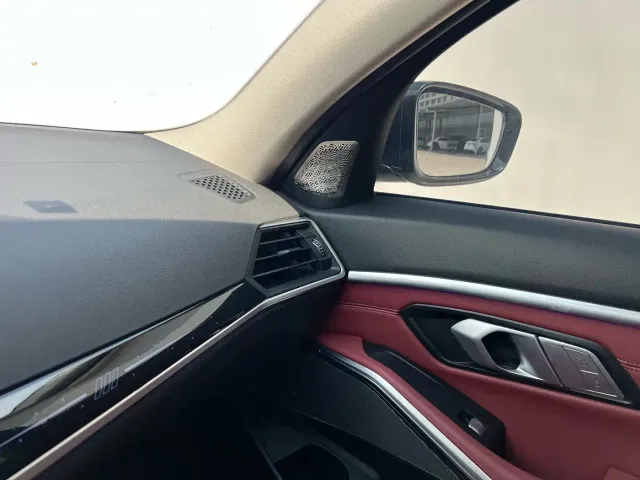 BMW 3 Series — Фото автомобиля 12