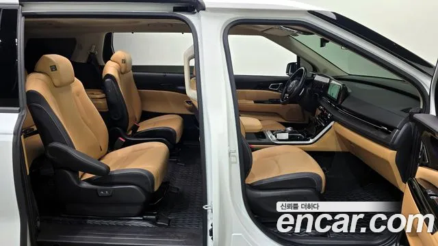 Kia Canival Carnival 4 поколение Дизель 9 мест Signature — Фото автомобиля 12
