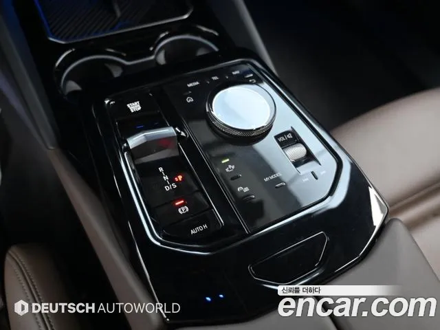 BMW 5 Series G60 — Фото автомобиля 9