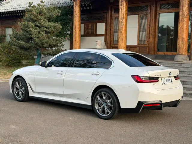 BMW i3 — Фото автомобиля 6
