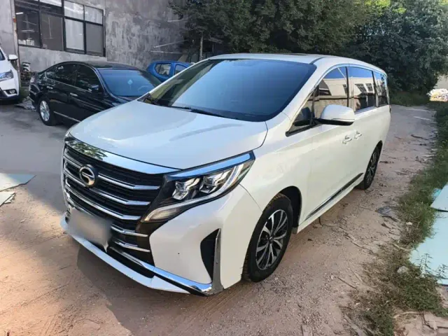 Фотография автомобиля — GAC Trumpchi M8