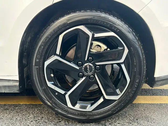 BYD Seal 06 — Фото автомобиля 8