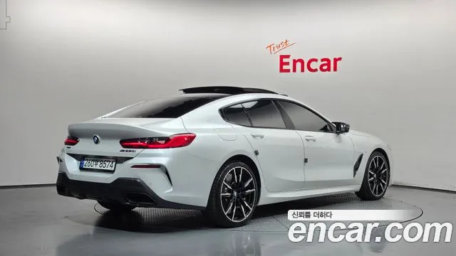 BMW 8 Series G15 — Фото автомобиля 2