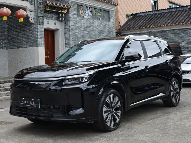 Фотография автомобиля — Landian E5 PLUS
