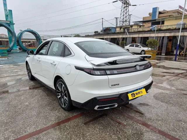 Changan Eado — Фото автомобиля 17