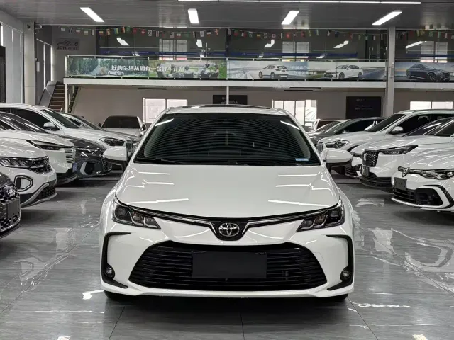 Toyota Corolla — Фото автомобиля 3