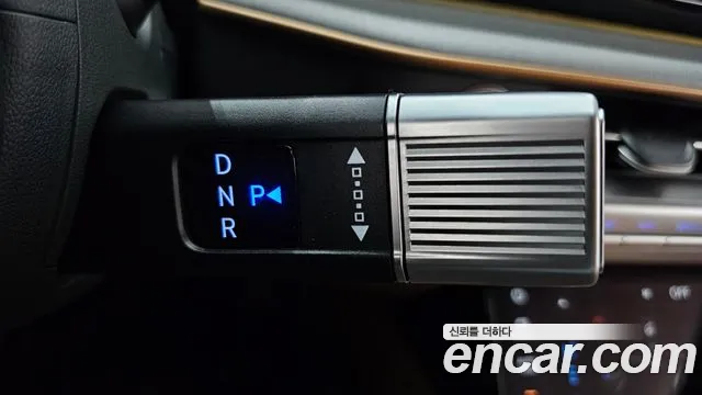 Hyundai Grandeur Grandeur (GN7) 3.5 Бензин 4WD — Фото автомобиля 9