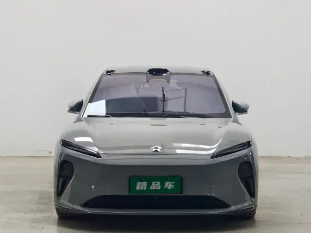 Nio ET5 Touring — Фото автомобиля 2
