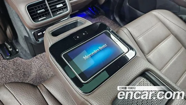 Mercedes-Benz GLS-Class — Фото автомобиля 19