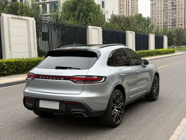 Porsche Macan — Фото автомобиля 5