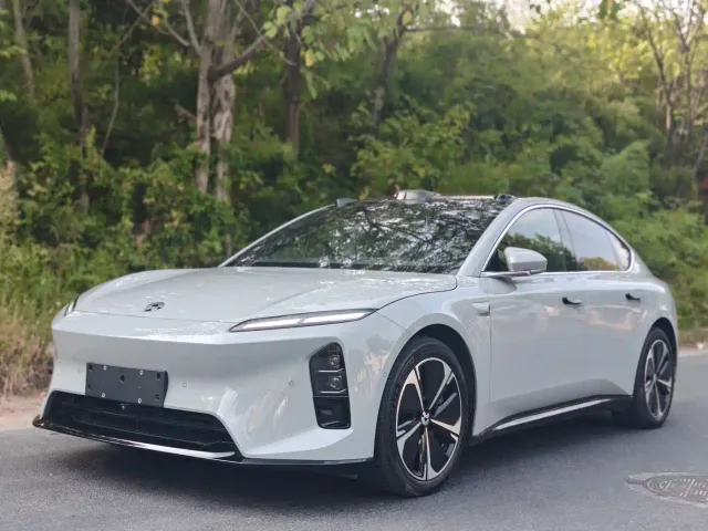 Фотография автомобиля — Nio ET5