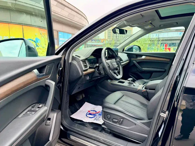 Audi Q5L — Фото автомобиля 7