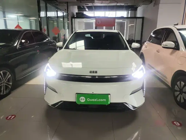 Geely Galaxy L6 — Фото автомобиля 2