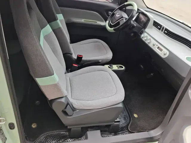 Wuling Hongguang Mini EV — Фото автомобиля 8