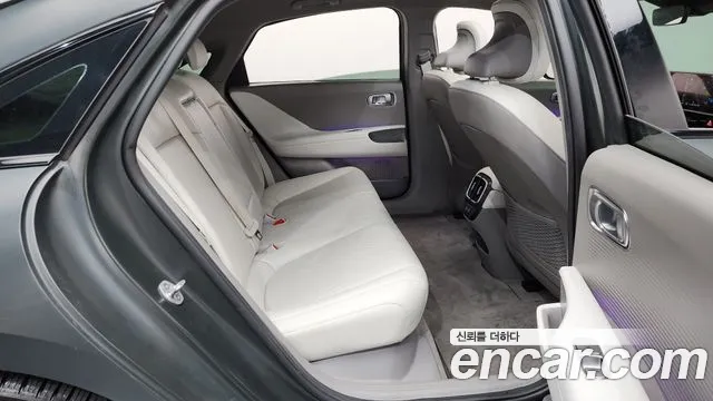 Hyundai Ioniq6 — Фото автомобиля 9