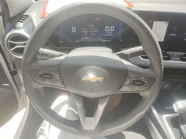 Chevrolet Monza — Фото автомобиля 10