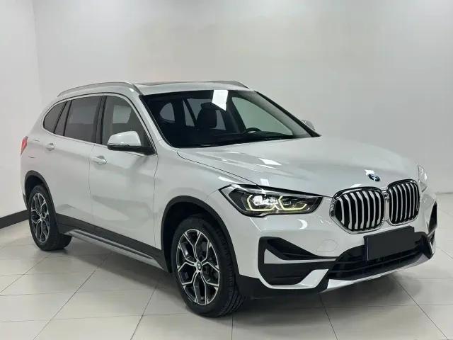BMW X1 — Фото автомобиля 3