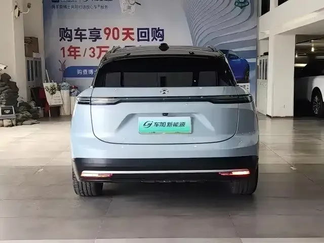 Nio ES6 — Фото автомобиля 8