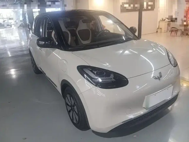 Wuling Bingo — Фото автомобиля 3