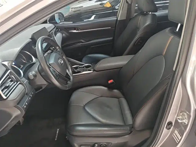 Toyota Camry — Фото автомобиля 14