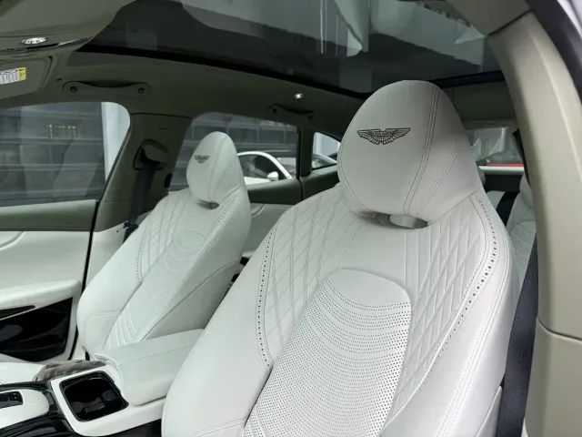 Aston Martin DBX — Фото автомобиля 8